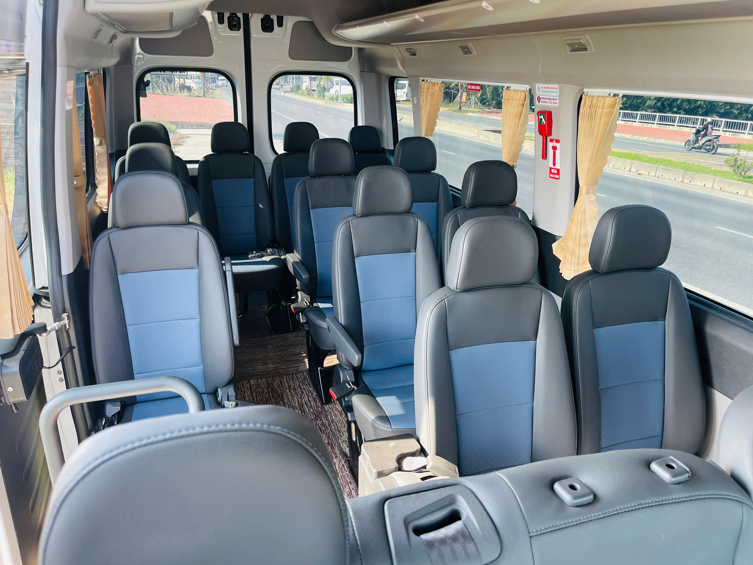 Thuê xe tháng có tài xế Mai Linh Car Rental Đà Nẵng